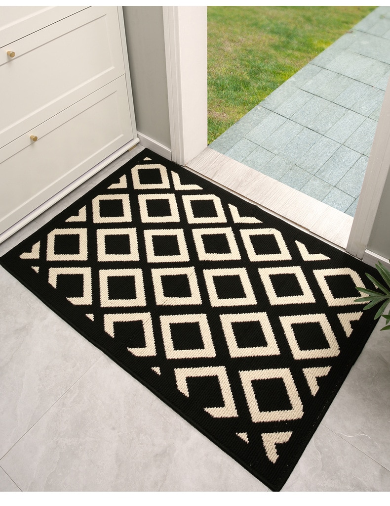 Plaid Carpet Winter-Ready Checkerboard Design for Outdoor and Indoor Use - Durable and Easy to Clean