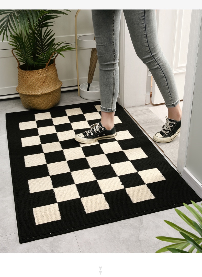 Plaid Carpet Winter-Ready Checkerboard Design for Outdoor and Indoor Use - Durable and Easy to Clean