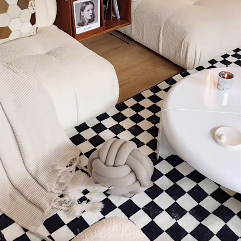 Plaid Carpet Nordic Black and White Checkerboard Carpets Simple yet Stylish Rug for Living Rooms, Bedrooms, Balconies, and Cloakrooms