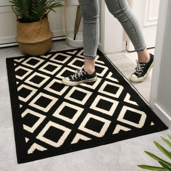 Plaid Carpet Winter-Ready Checkerboard Design for Outdoor and Indoor Use - Durable and Easy to Clean - Image 2